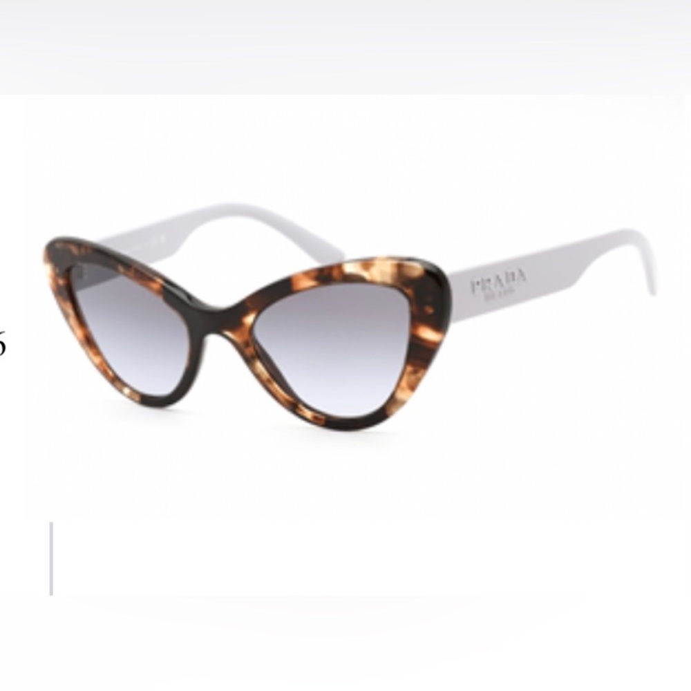 Prada Sunglasses 🕶️ OPR 13YS